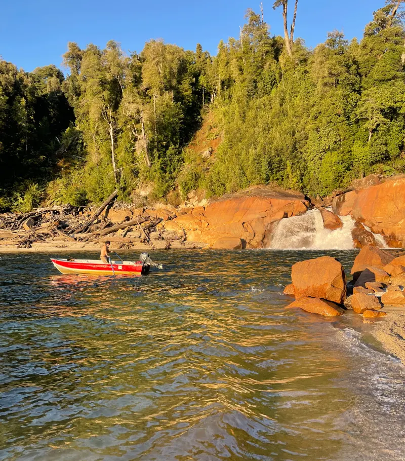 Pesca en bote día completo
